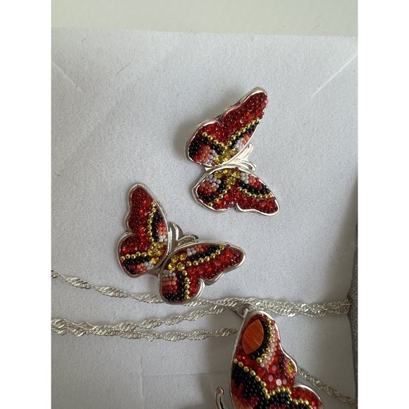 Multicolor Butterfly Necklace 20” and Earrings 925 Sterling Silver And Crystals - Picture 3 of 8